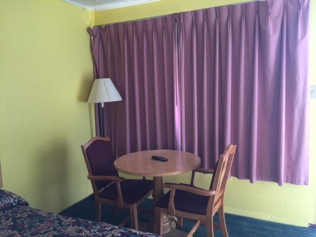 טרה הוט Statesman Inn מראה חיצוני תמונה